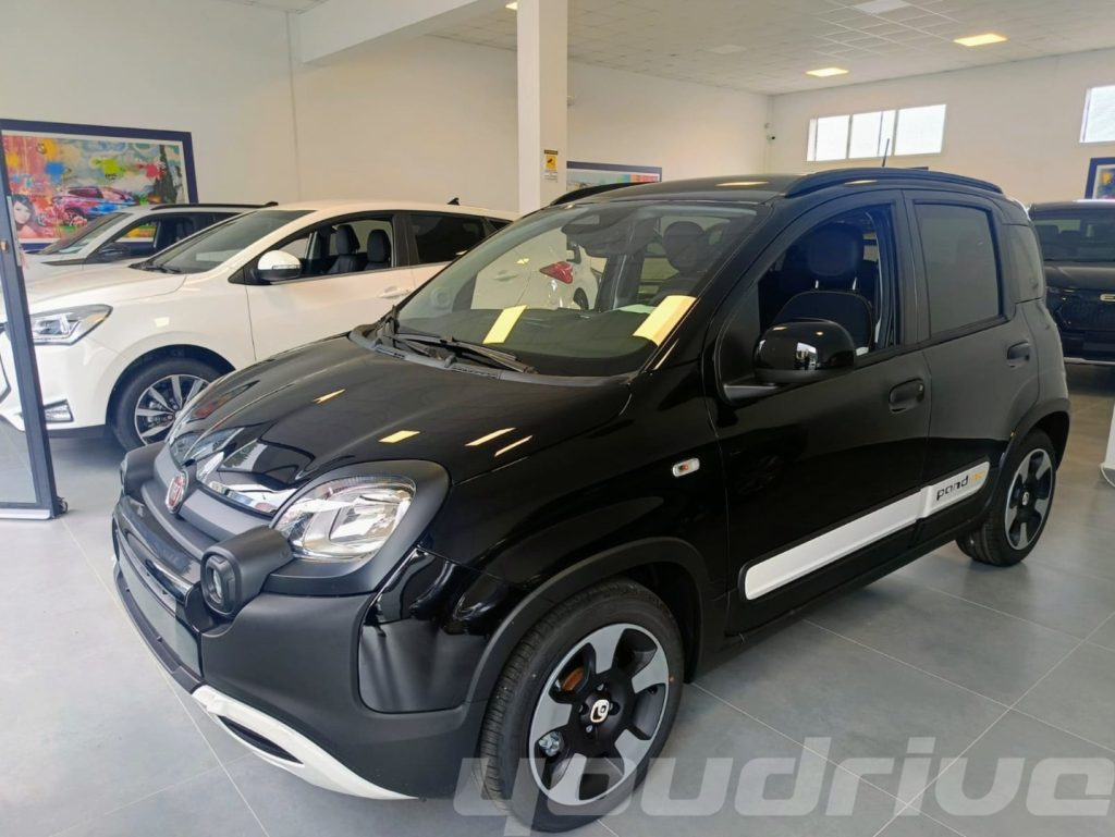 FIAT New Panda / 1.0 FireFly S&S Hybrid Pandina KM0 - 2