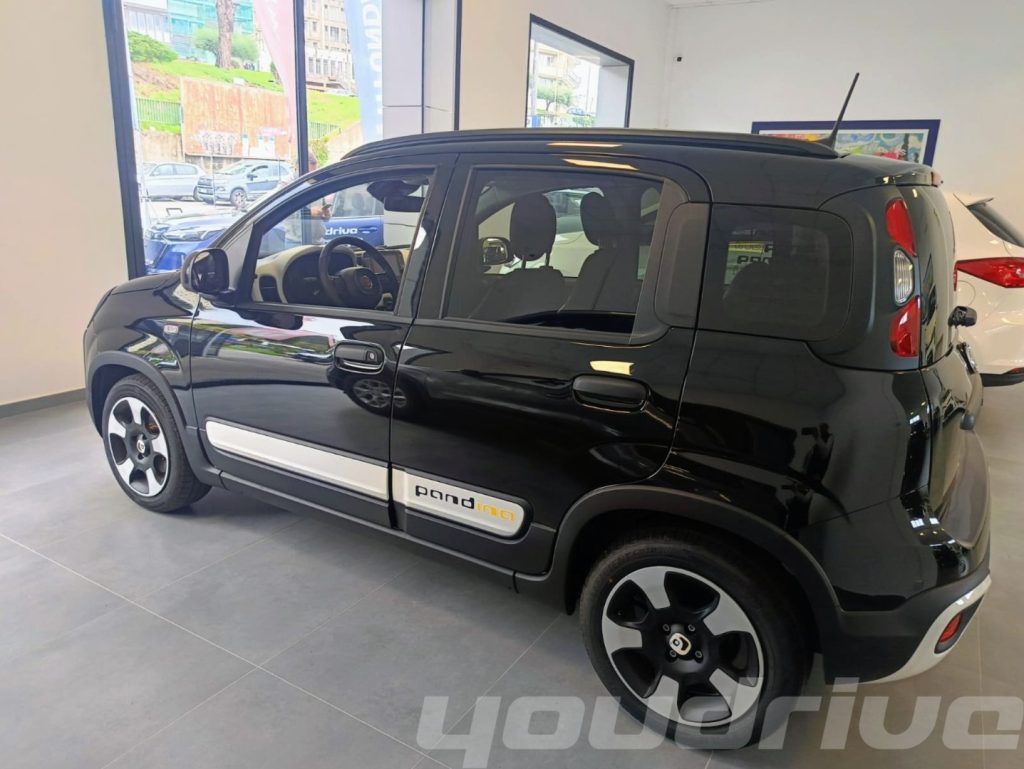 FIAT New Panda / 1.0 FireFly S&S Hybrid Pandina KM0 - 3