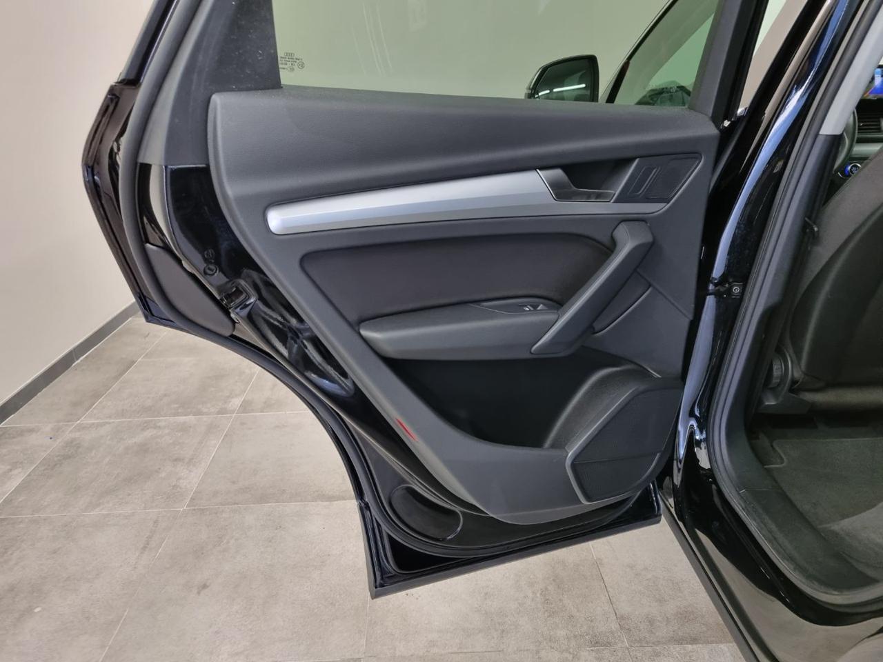 AUDI Q5 SPB 40 TDI quattro S tronic - 25