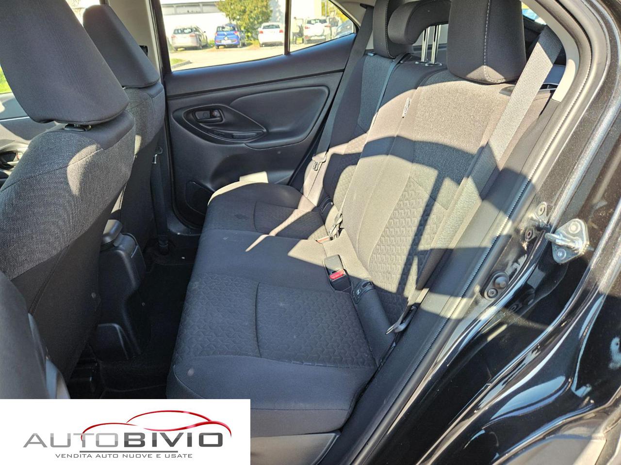 TOYOTA Yaris Cross 1.5 Hybrid 5p. E-CVT Active Eco - 11