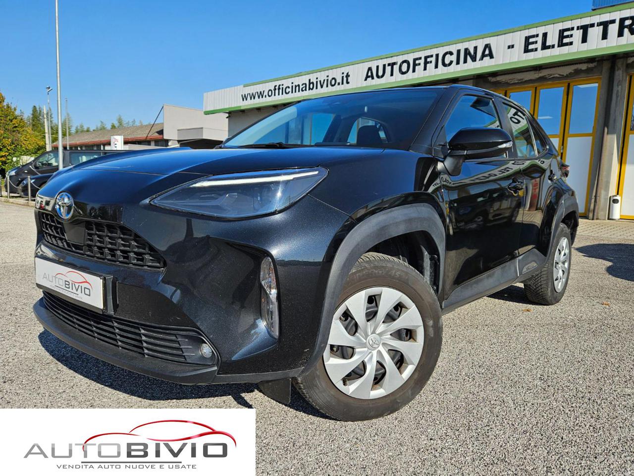 TOYOTA Yaris Cross 1.5 Hybrid 5p. E-CVT Active Eco - 2