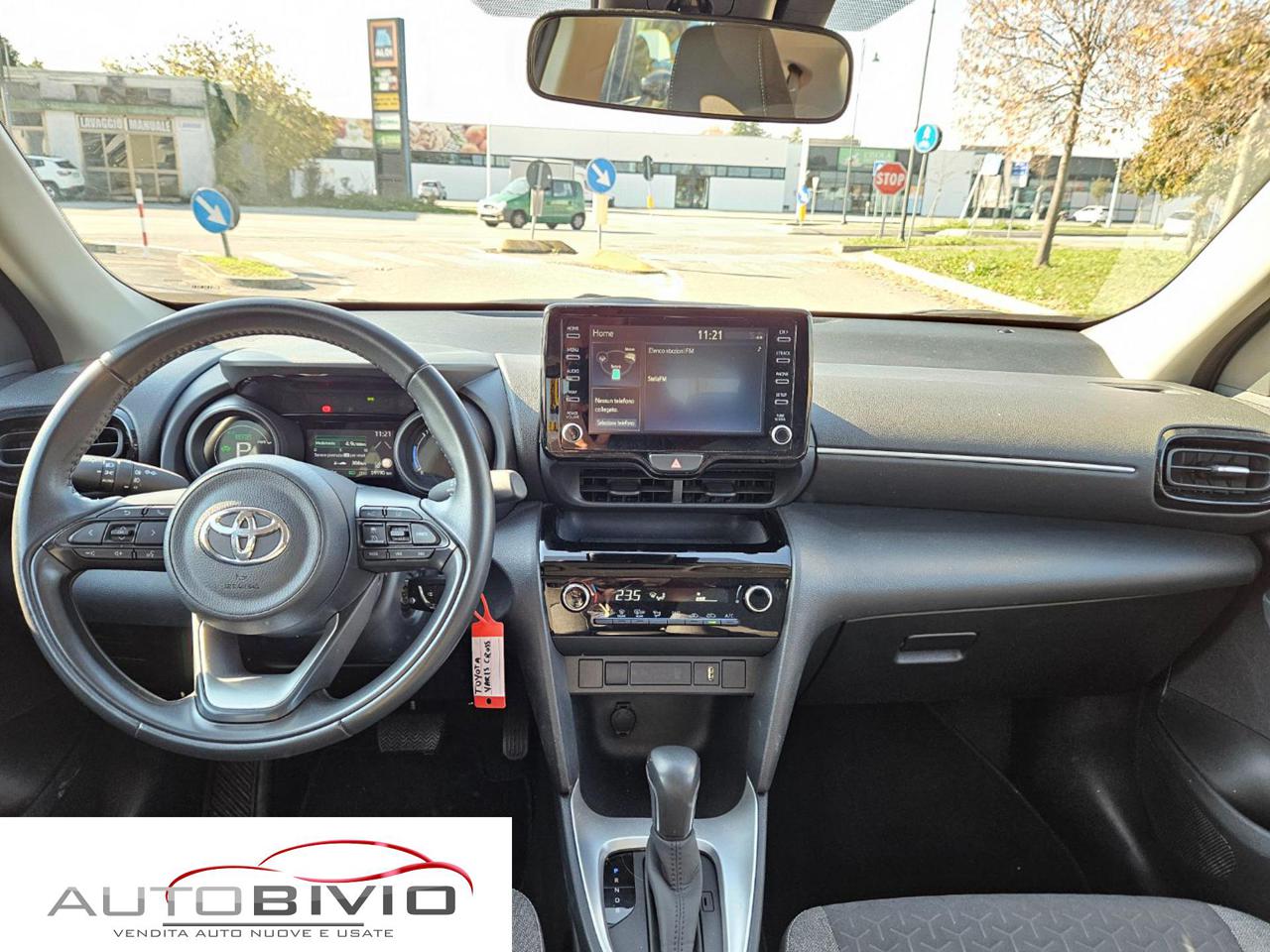 TOYOTA Yaris Cross 1.5 Hybrid 5p. E-CVT Active Eco - 12