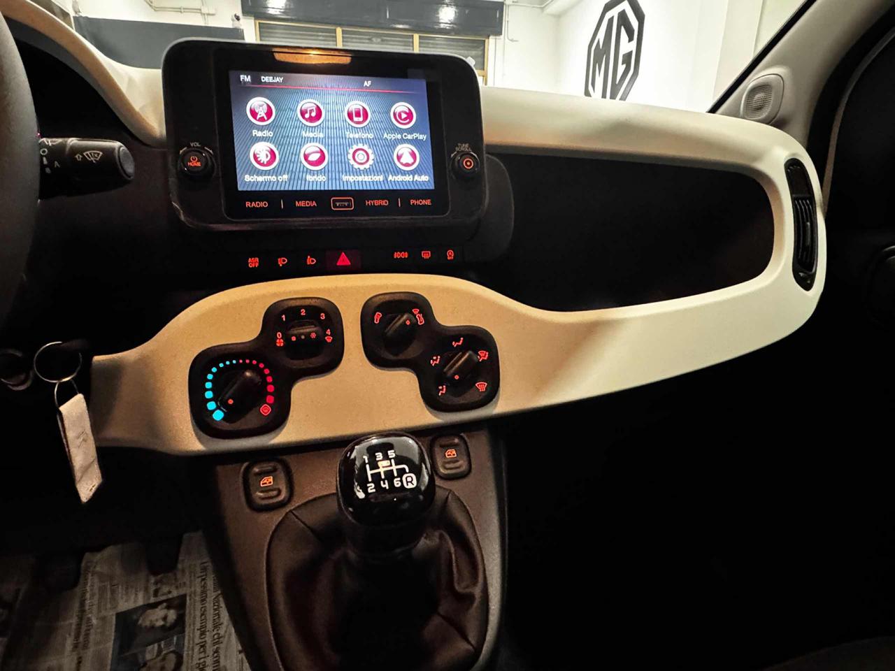 FIAT Panda 1.0 FireFly S&S Hybrid Pandina - 10