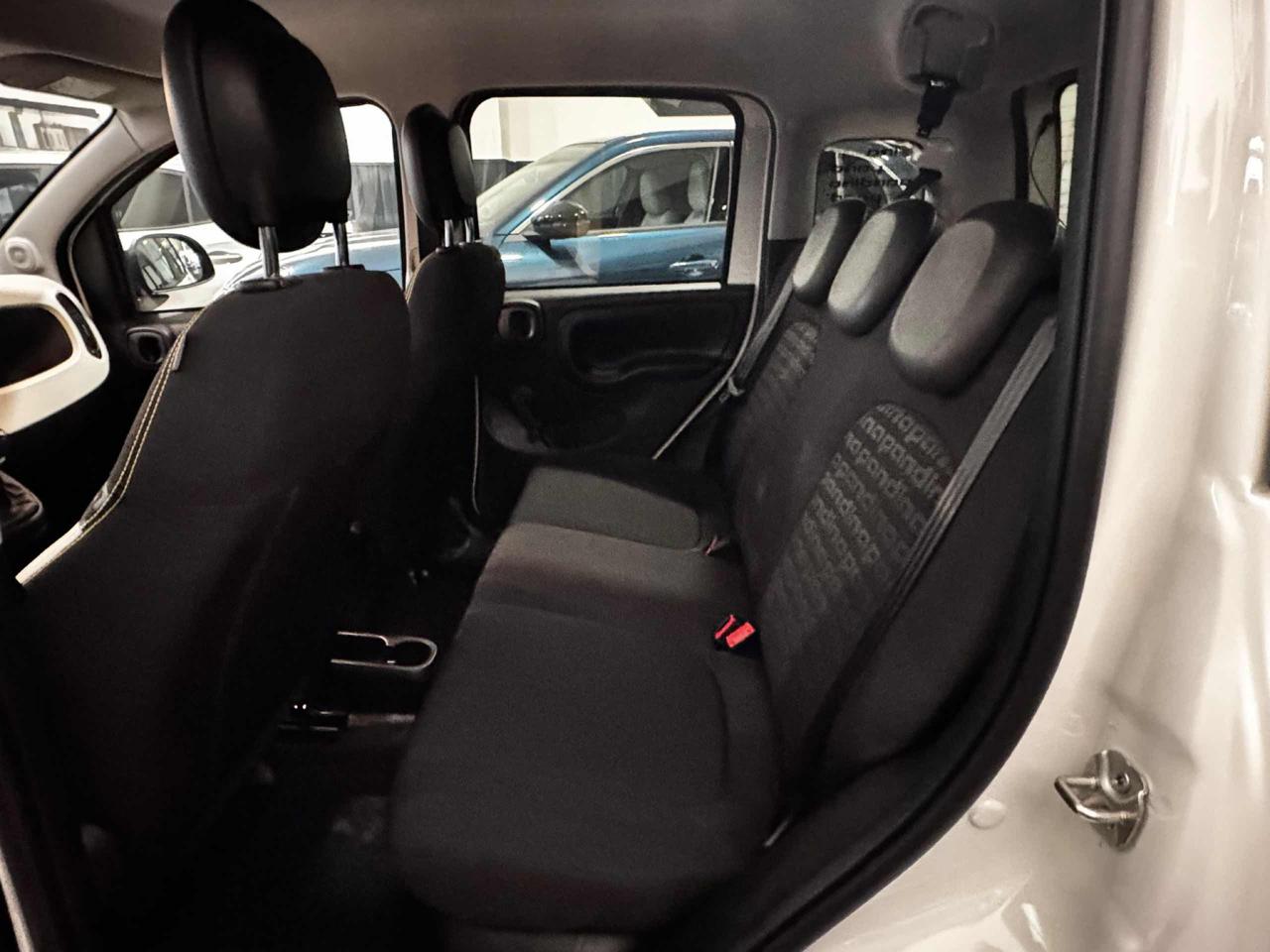 FIAT Panda 1.0 FireFly S&S Hybrid Pandina - 14