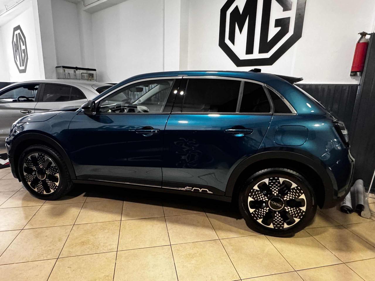 FIAT 600 Hybrid 110 CV DCT La Prima - 4