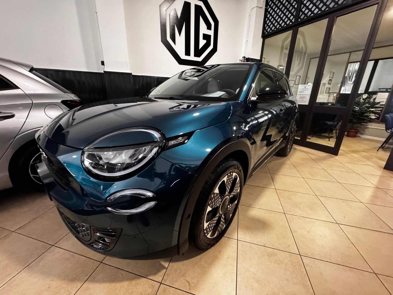 FIAT 600 Hybrid 110 CV DCT La Prima - 2