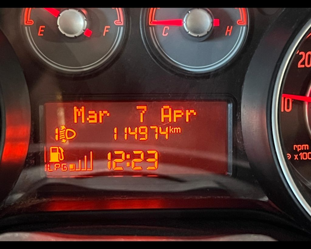 FIAT Punto III 2012 -  5p 1.4 easypower Lounge Gpl E6 - 12