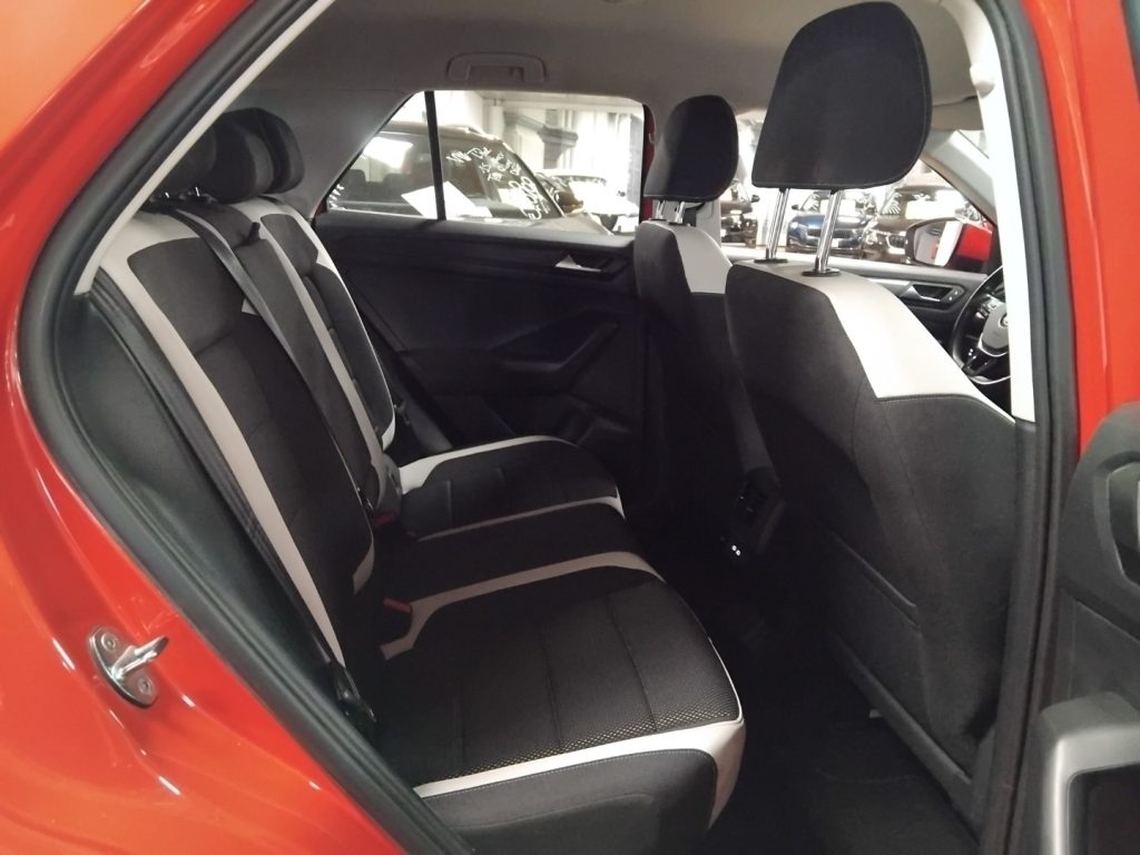 VOLKSWAGEN T-Roc 1.5 TSI ACT DSG Advanced 18 FULL LED - 10