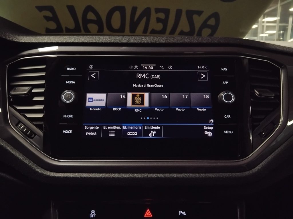 VOLKSWAGEN T-Roc 1.5 TSI ACT DSG Advanced 18 FULL LED - 21