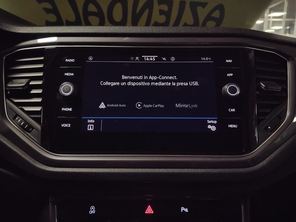 VOLKSWAGEN T-Roc 1.5 TSI ACT DSG Advanced 18 FULL LED - 23