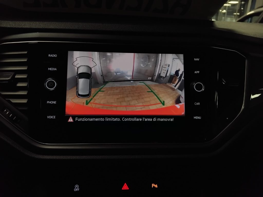 VOLKSWAGEN T-Roc 1.5 TSI ACT DSG Advanced 18 FULL LED - 29