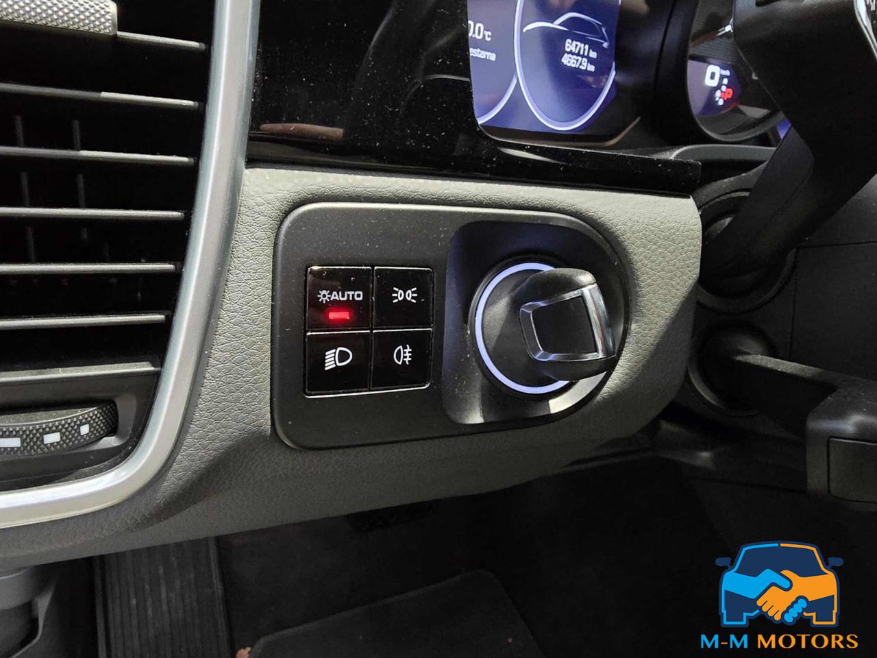 PORSCHE Cayenne 3.0 V6 - 11