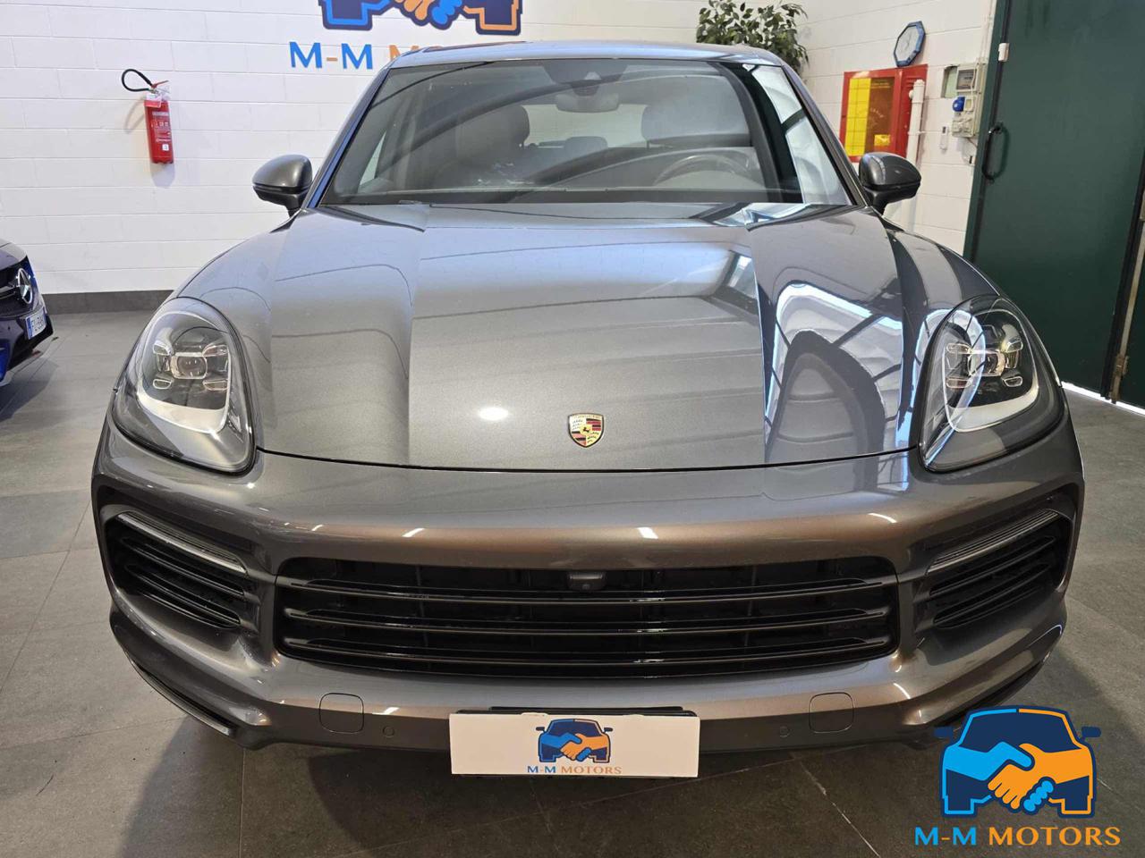 PORSCHE Cayenne 3.0 V6 - 2