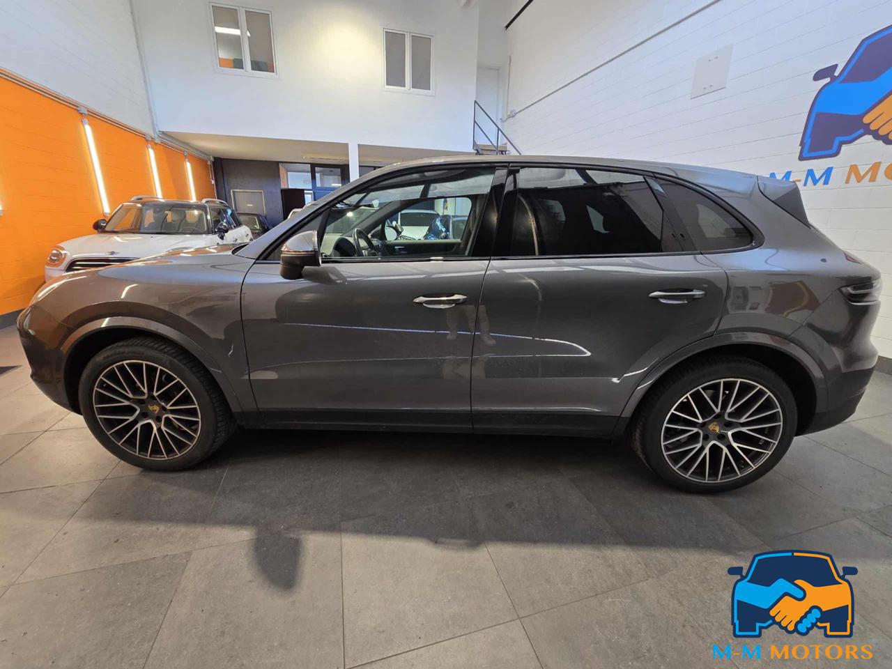 PORSCHE Cayenne 3.0 V6 - 5