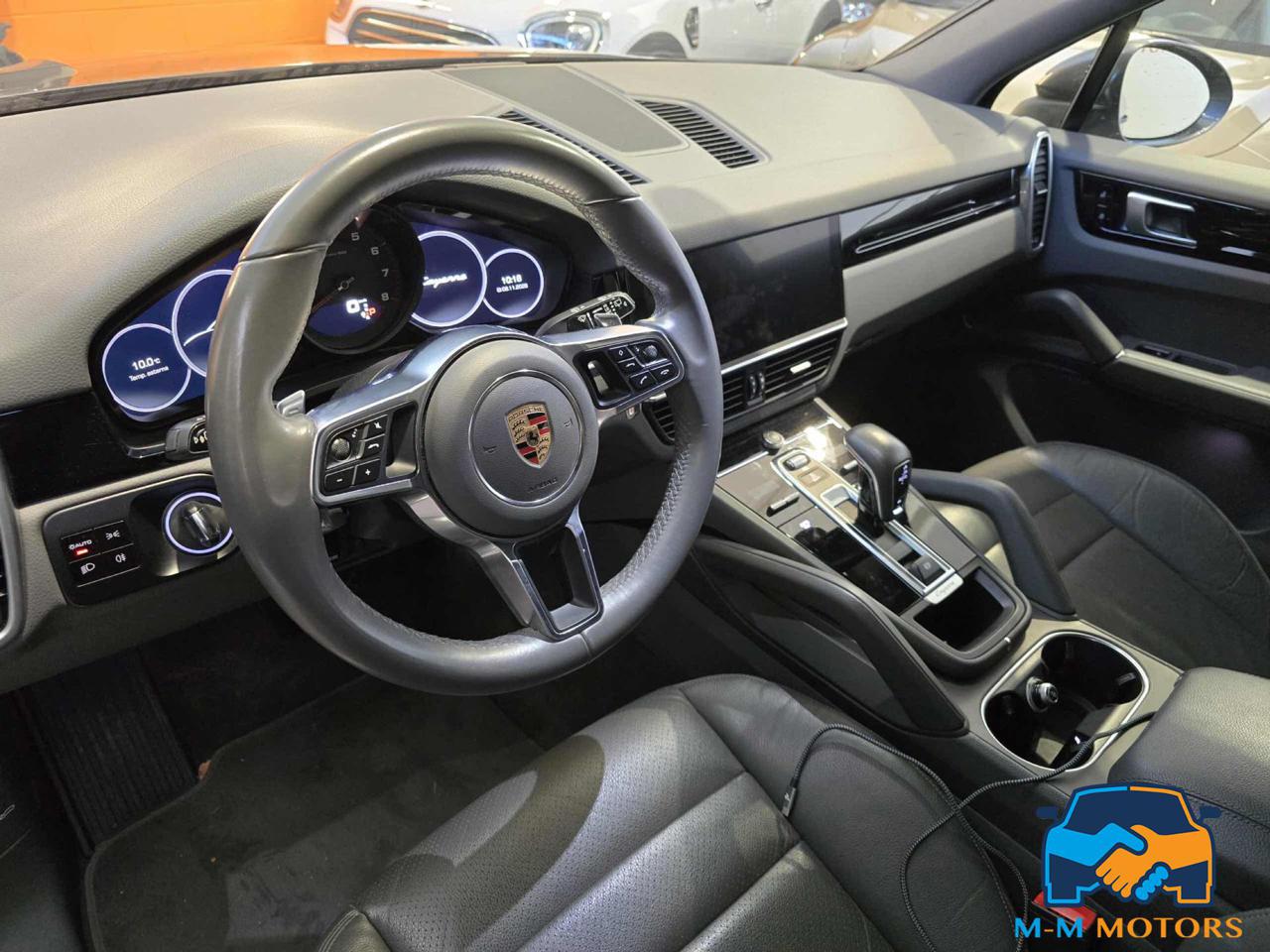 PORSCHE Cayenne 3.0 V6 - 13