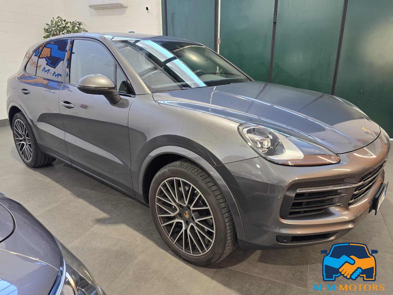 PORSCHE Cayenne 3.0 V6 - 3