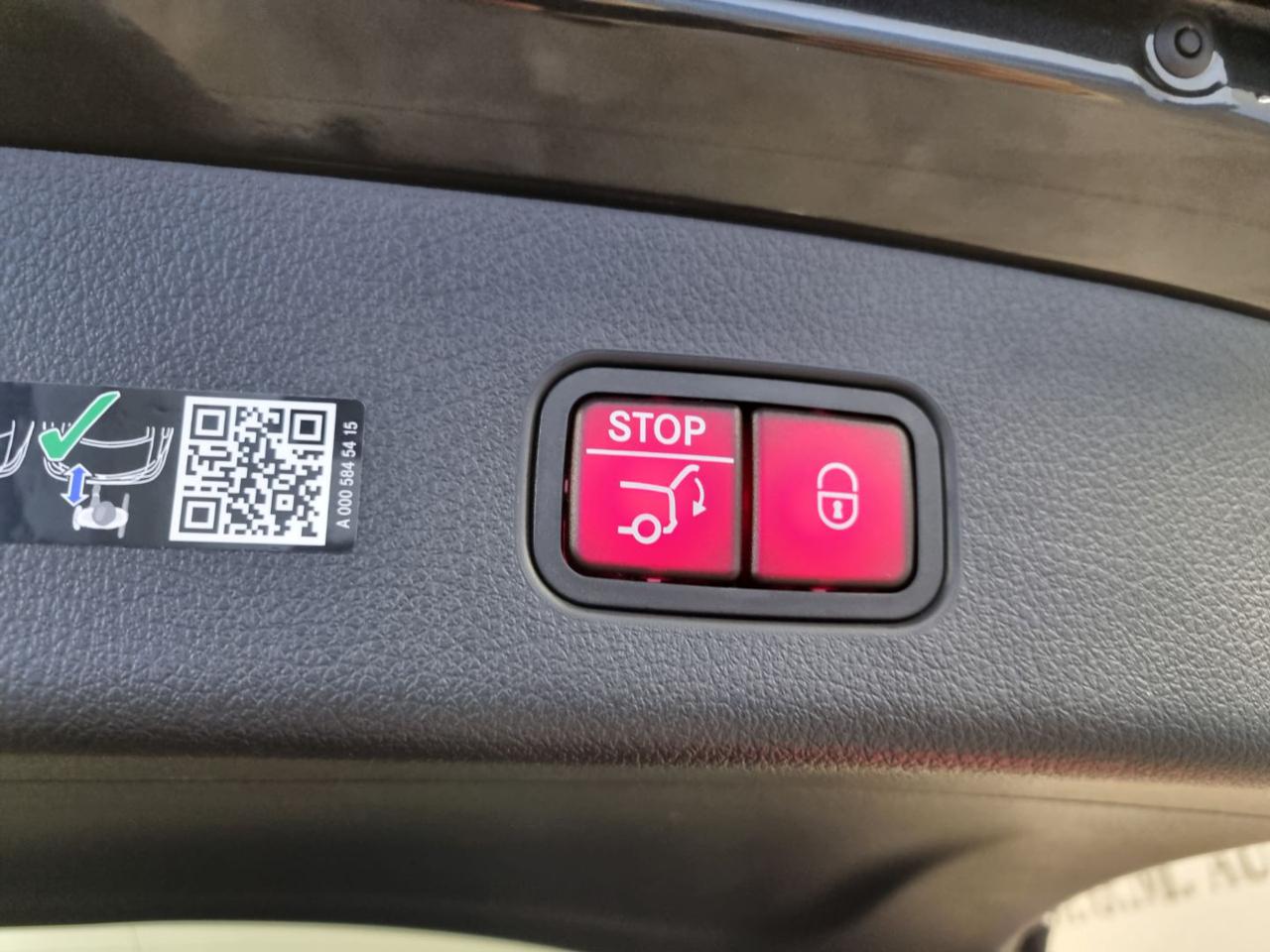 MERCEDES-BENZ GLC 300 d 4Matic Mild Hybrid AMG Line Premium Plus - 13