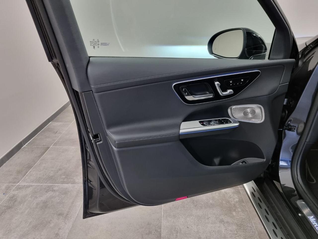 MERCEDES-BENZ GLC 300 d 4Matic Mild Hybrid AMG Line Premium Plus - 42