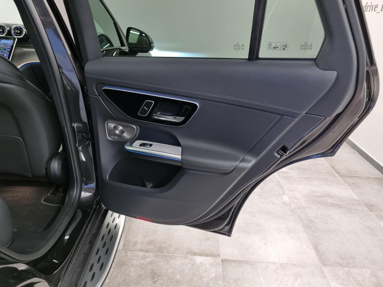 MERCEDES-BENZ GLC 300 d 4Matic Mild Hybrid AMG Line Premium Plus - 38