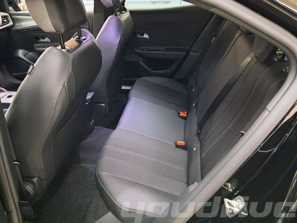 OPEL Mokka / 1.2 Turbo 136 CV GS KM0 - 9