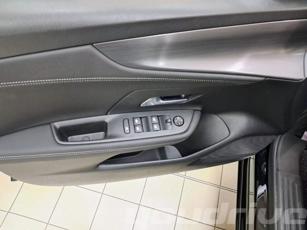 OPEL Mokka / 1.2 Turbo 136 CV GS KM0 - 16