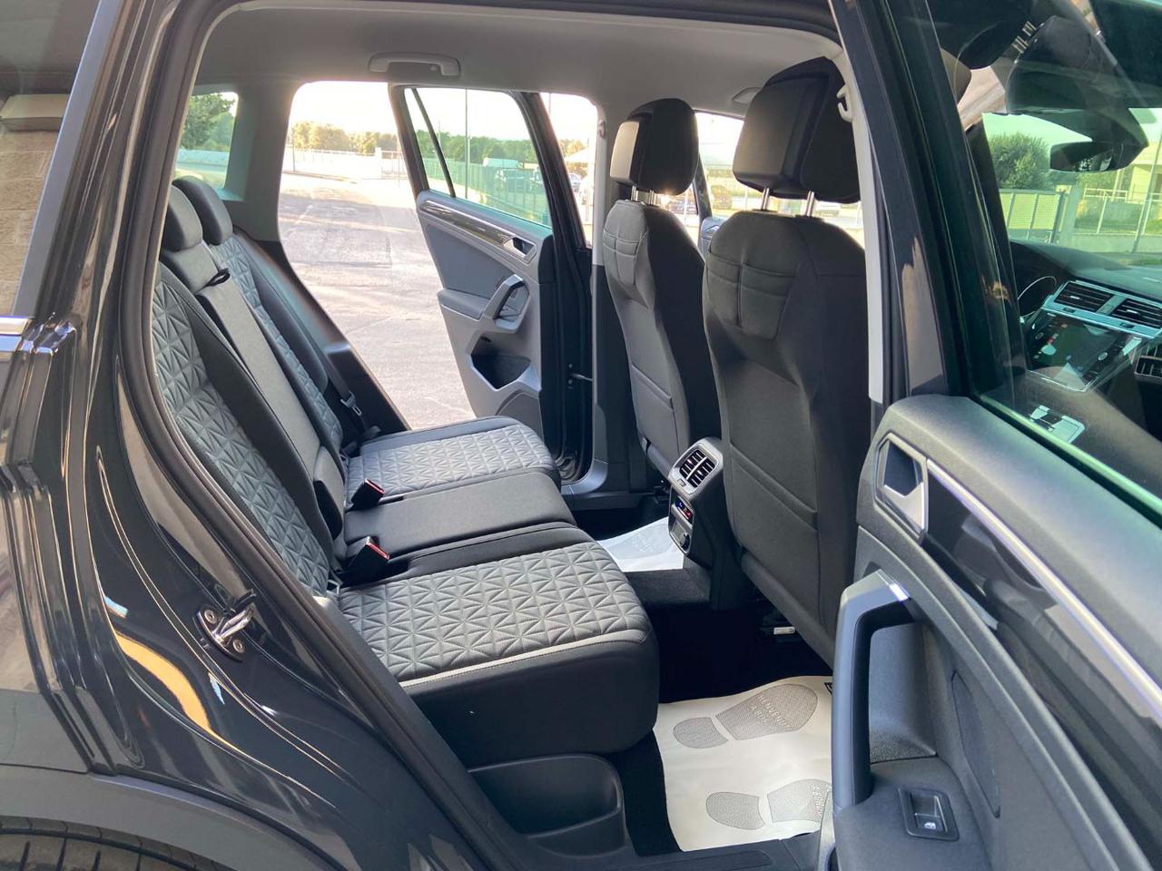 VOLKSWAGEN Tiguan 2.0 TDI 150 CV SCR DSG Life - 10