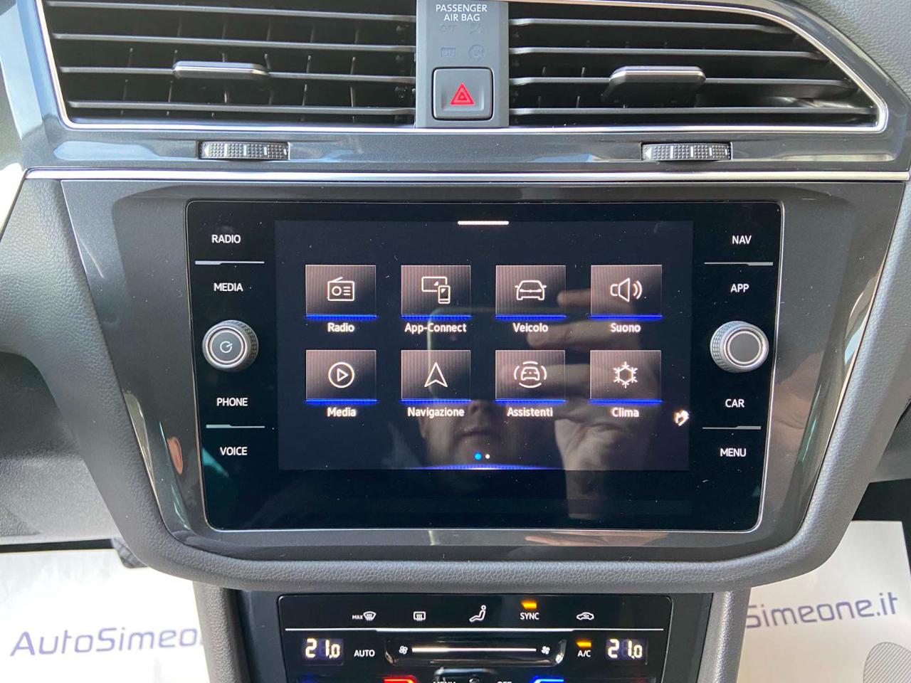 VOLKSWAGEN Tiguan 2.0 TDI 150 CV SCR DSG Life - 28