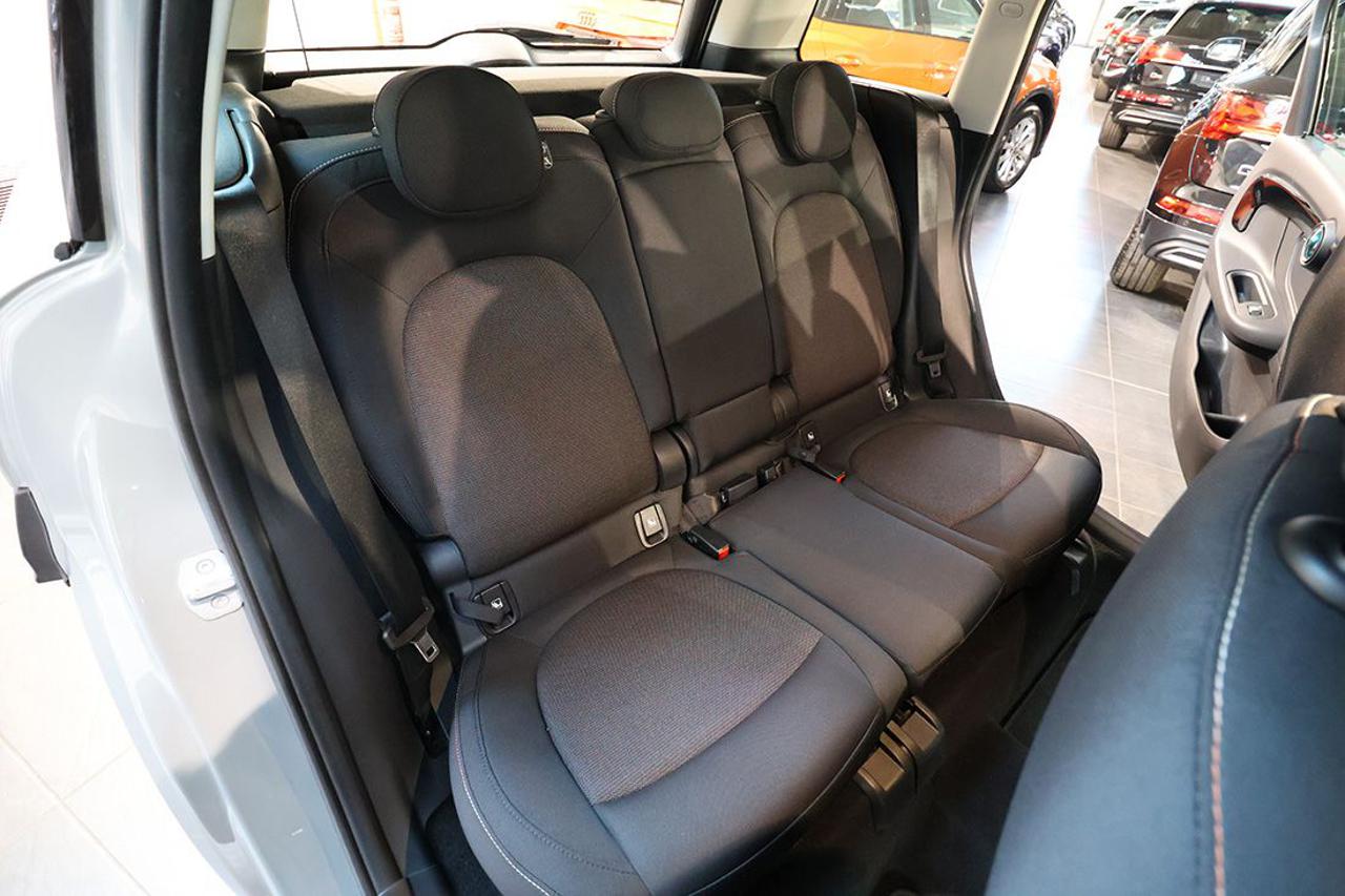 MINI Countryman 1.5 Cooper Essential Auto. - 19