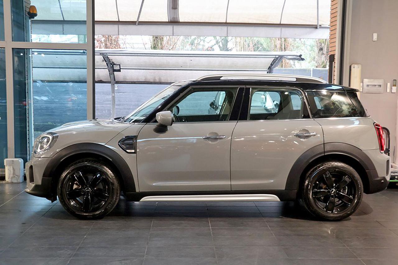 MINI Countryman 1.5 Cooper Essential Auto. - 3