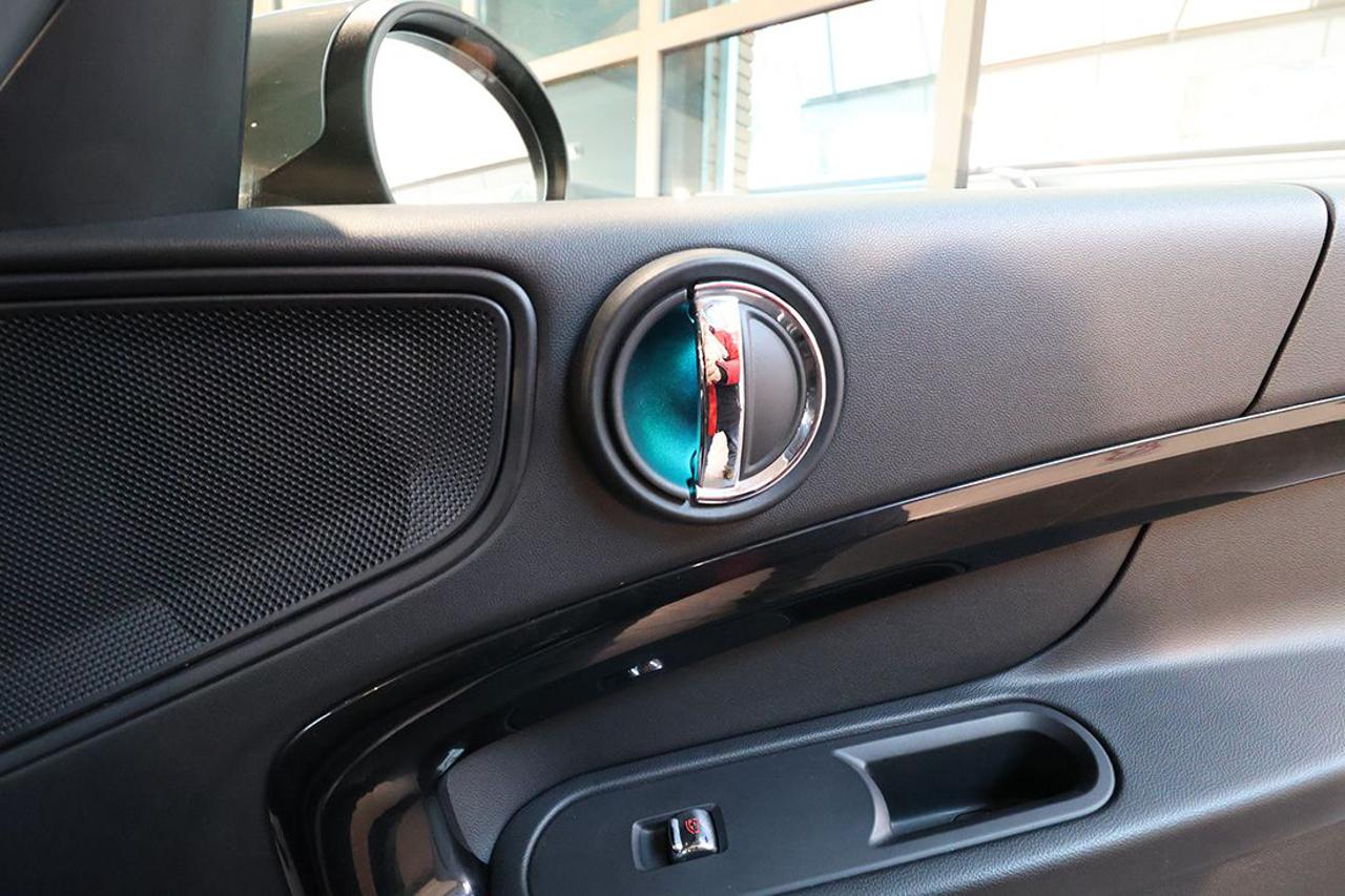 MINI Countryman 1.5 Cooper Essential Auto. - 32