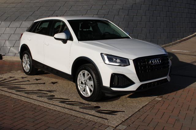 AUDI Q2 Bianco metallizzato