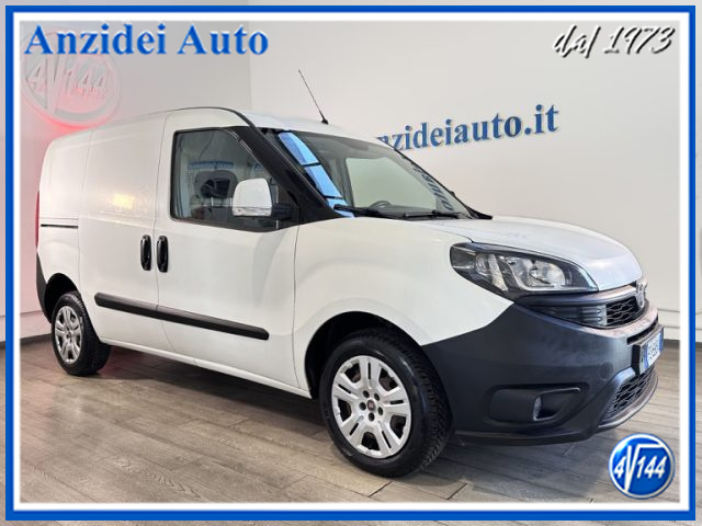 FIAT Doblo Bianco pastello
