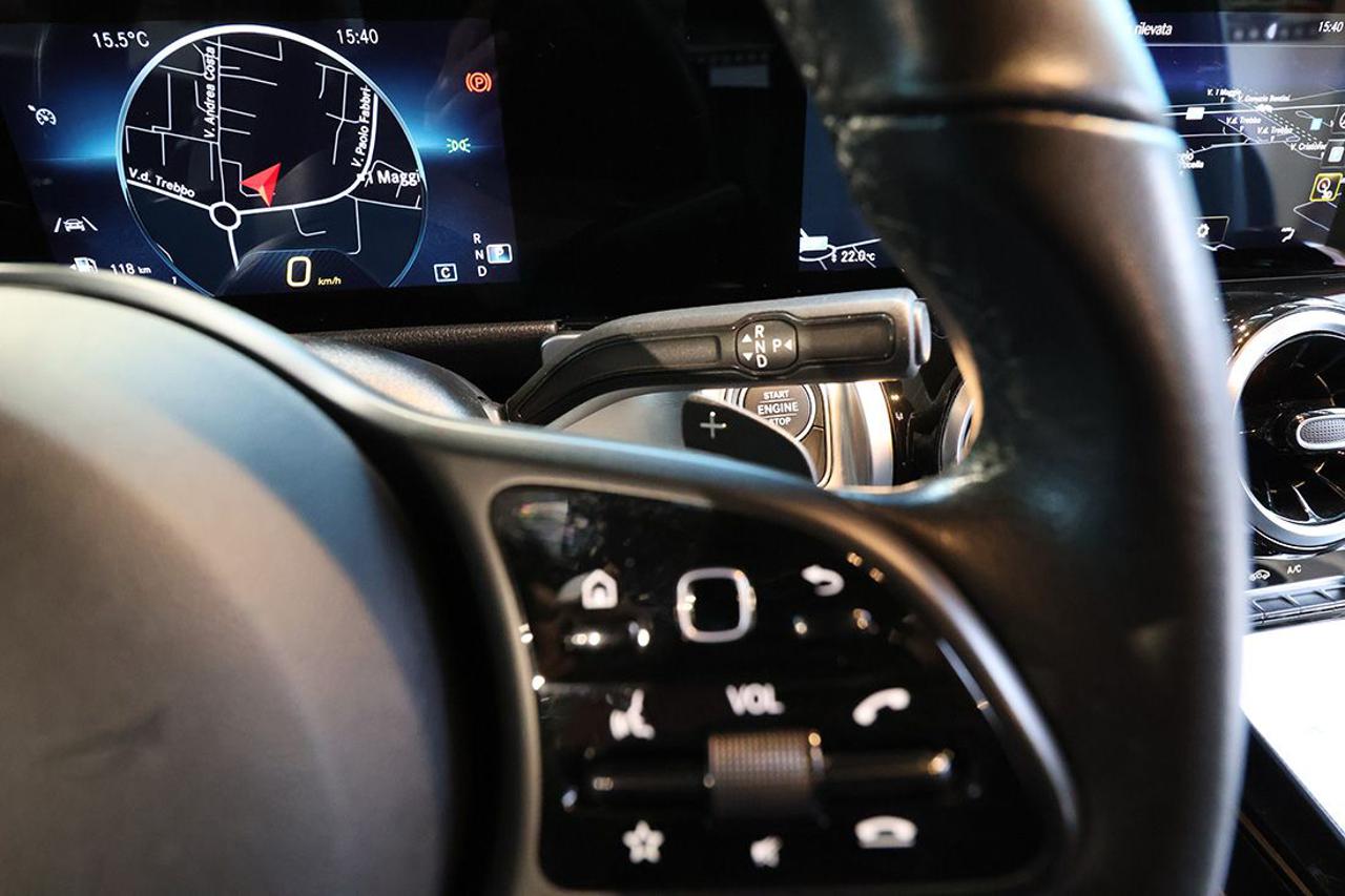 MERCEDES-BENZ GLB 200 d Automatic Business Extra - 23