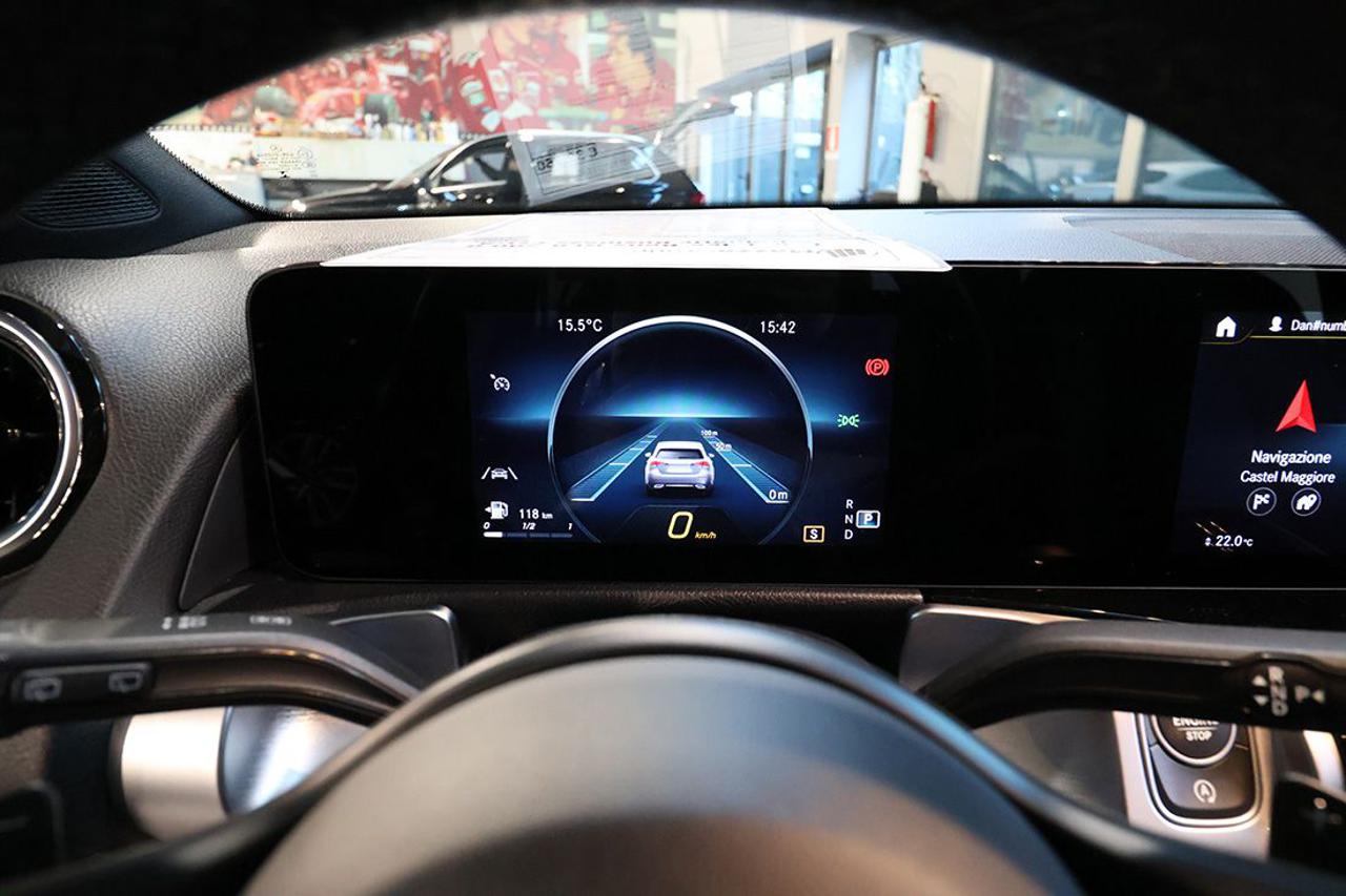 MERCEDES-BENZ GLB 200 d Automatic Business Extra - 33