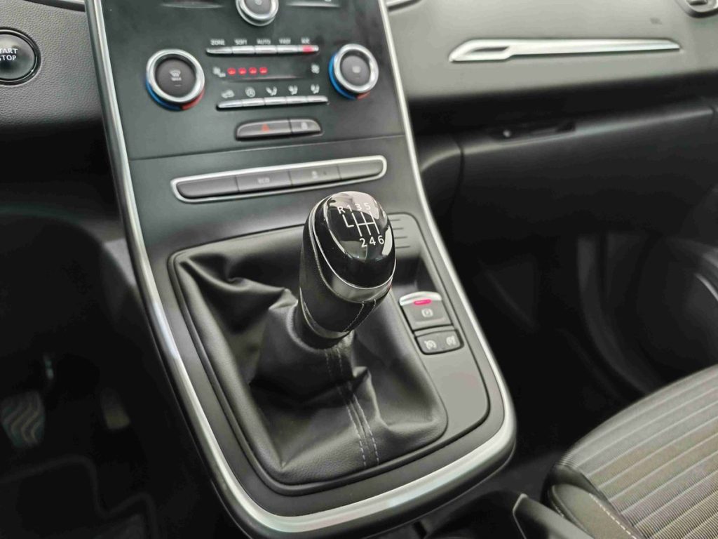 RENAULT Grand Scenic Blue dCi 120 CV Business - 8