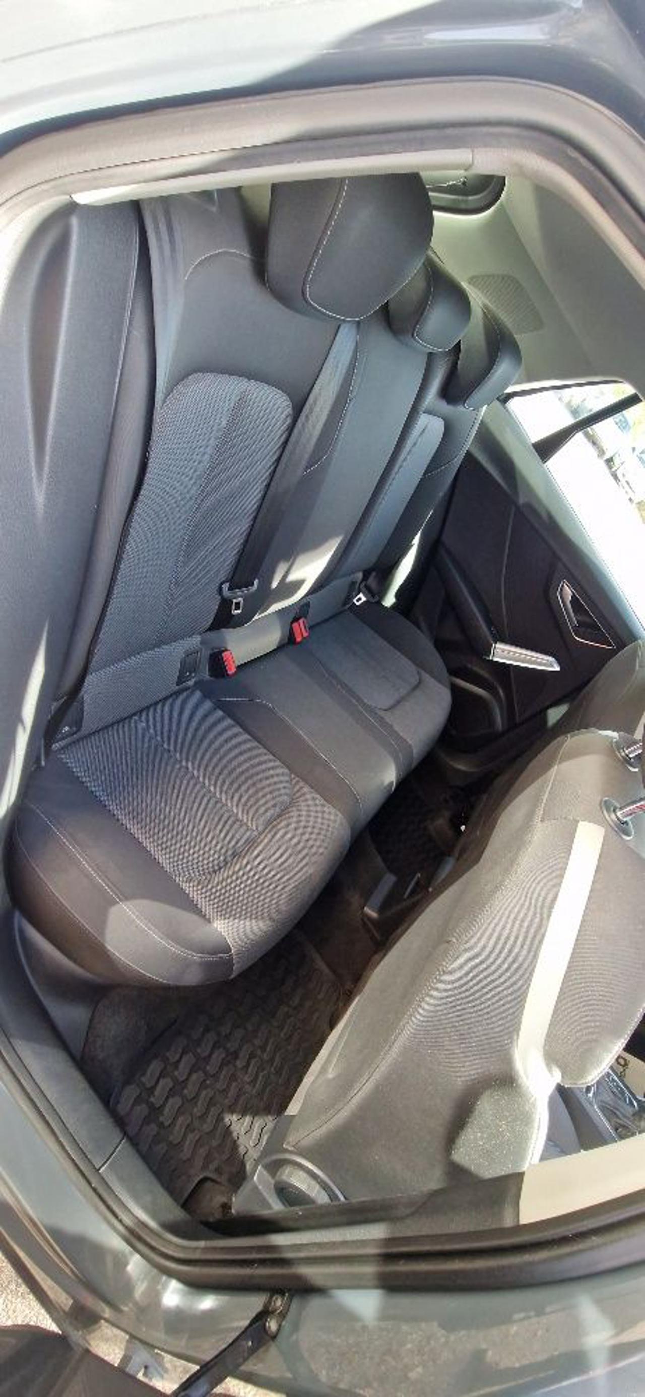 AUDI Q2 1.6 TDI S tronic S line Edition - 10