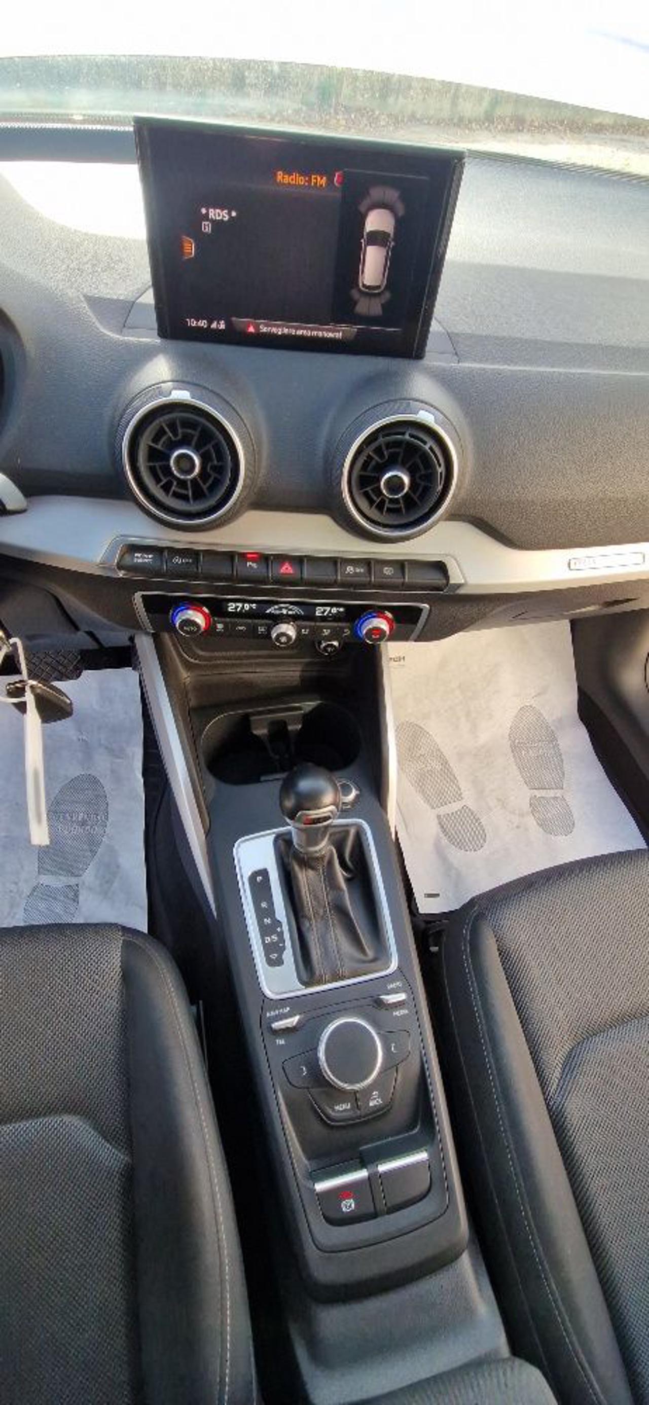 AUDI Q2 1.6 TDI S tronic S line Edition - 16