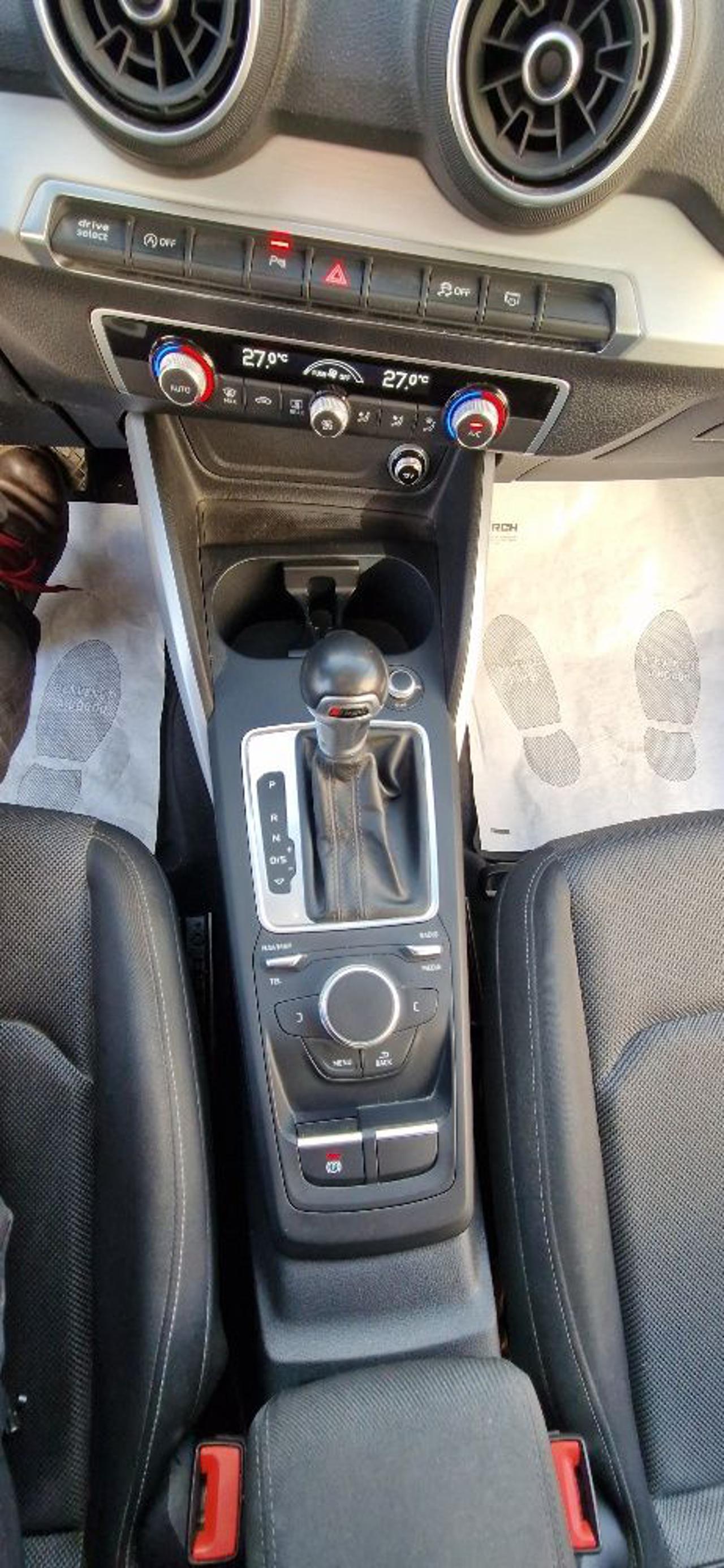 AUDI Q2 1.6 TDI S tronic S line Edition - 18