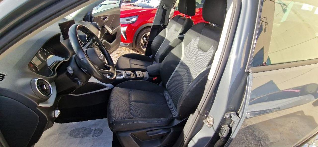 AUDI Q2 1.6 TDI S tronic S line Edition - 11