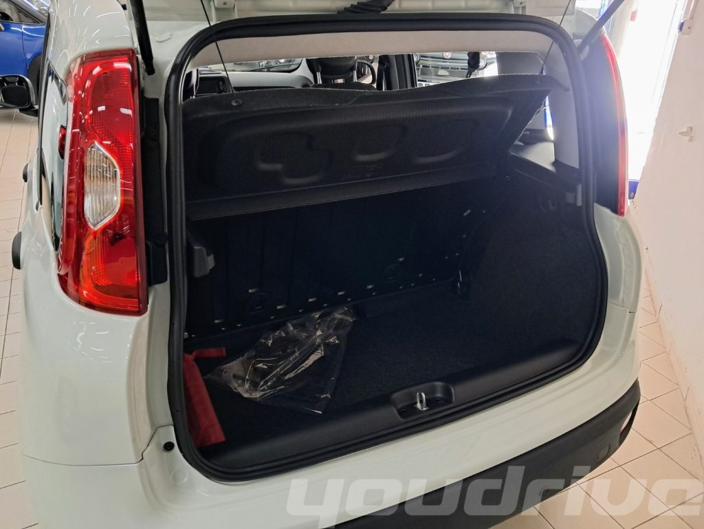 FIAT New Panda / 1.0 FireFly S&S Hybrid+5P+PACK CITY KM0 - 21