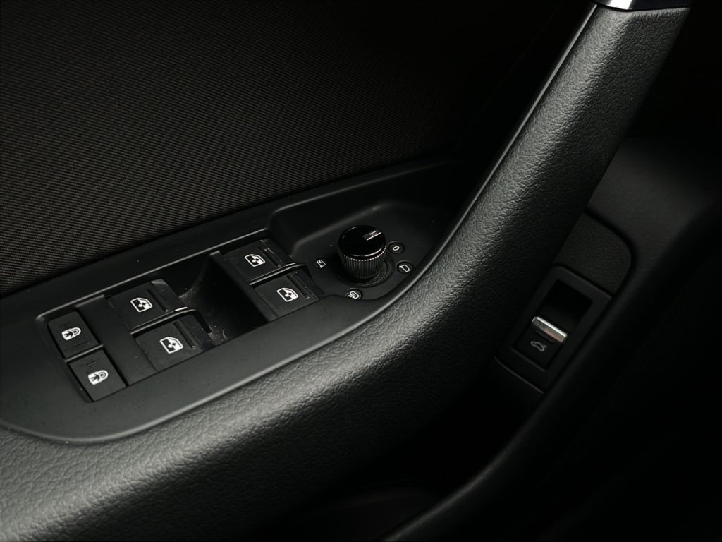 AUDI A6 40 2.0 TDI quattro ultra - 17