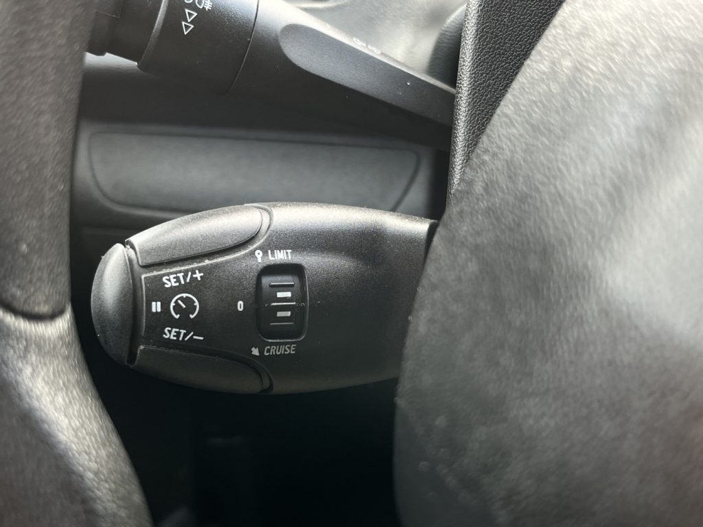 PEUGEOT 208 VAN 1.6HDi 2POSTI - 16