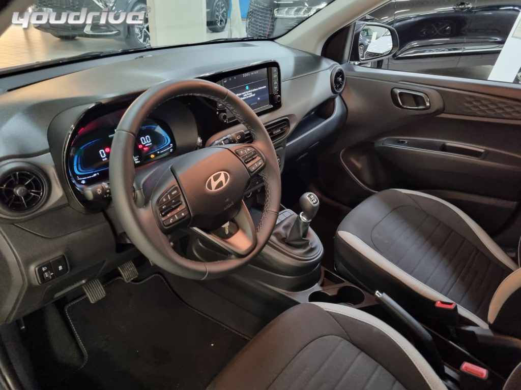 HYUNDAI i10 / 1.0 GPL ORIGINALE CASA Connectline KM0 - 10