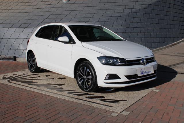 VOLKSWAGEN Polo Bianco pastello