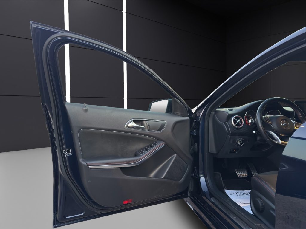 MERCEDES-BENZ A 200 d Automatic Premium - 12