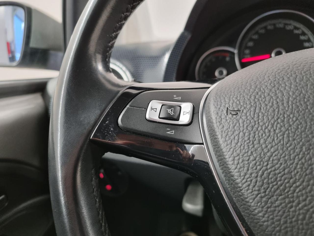 VOLKSWAGEN up! 1.0 5p. move up! BlueMotion Technology - 21