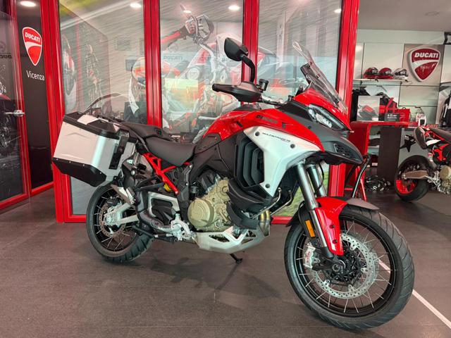 DUCATI Multistrada V4 S Rosso metallizzato