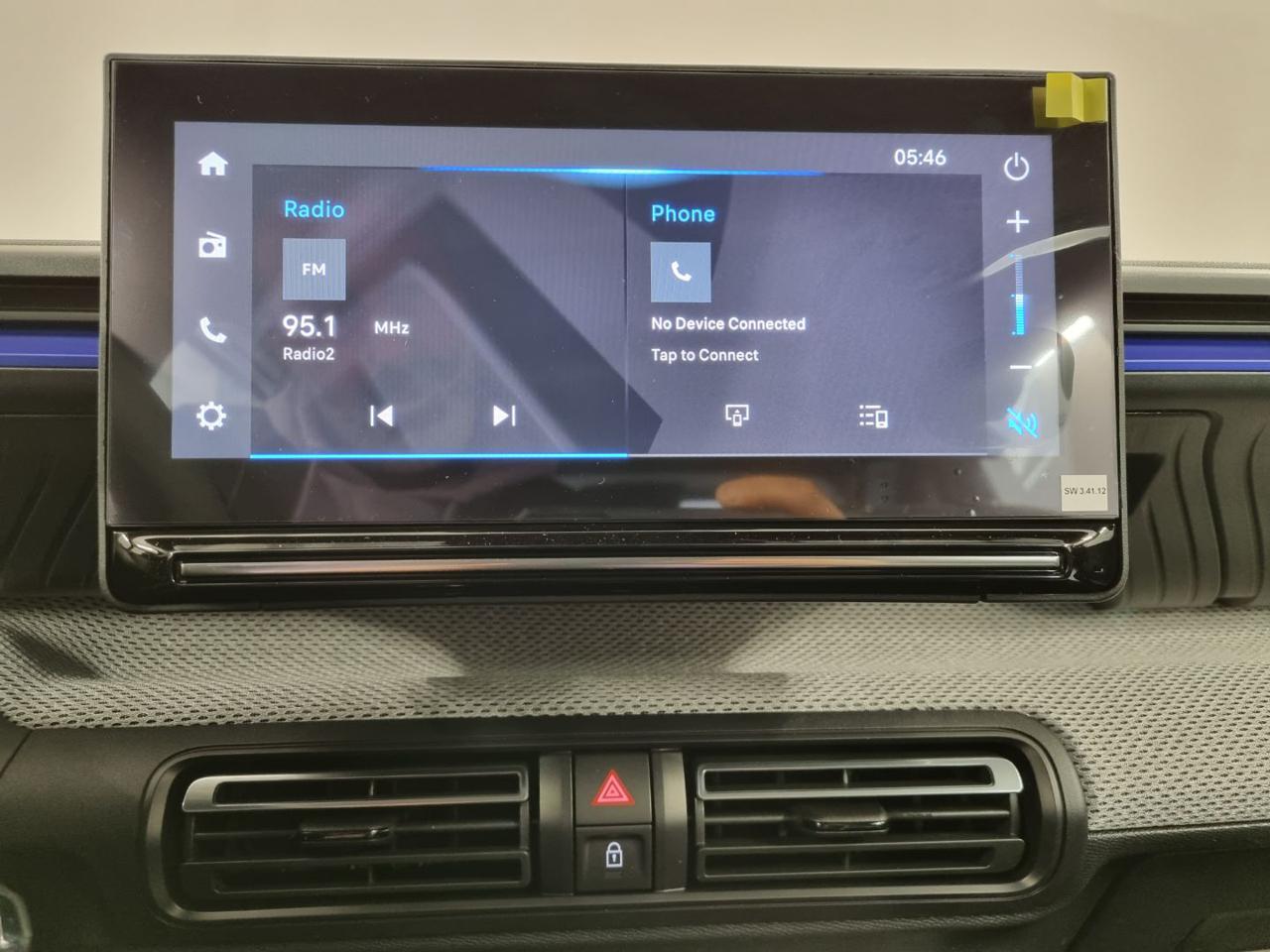 CITROEN C3 Hybrid 110 e-DCS6 Plus - 8