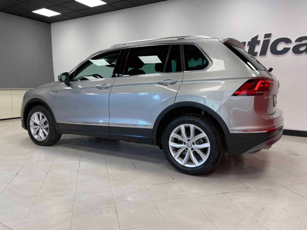 VOLKSWAGEN Tiguan 2.0 TDI EXECUTIVE 4MOTION 190CV DSG - 7