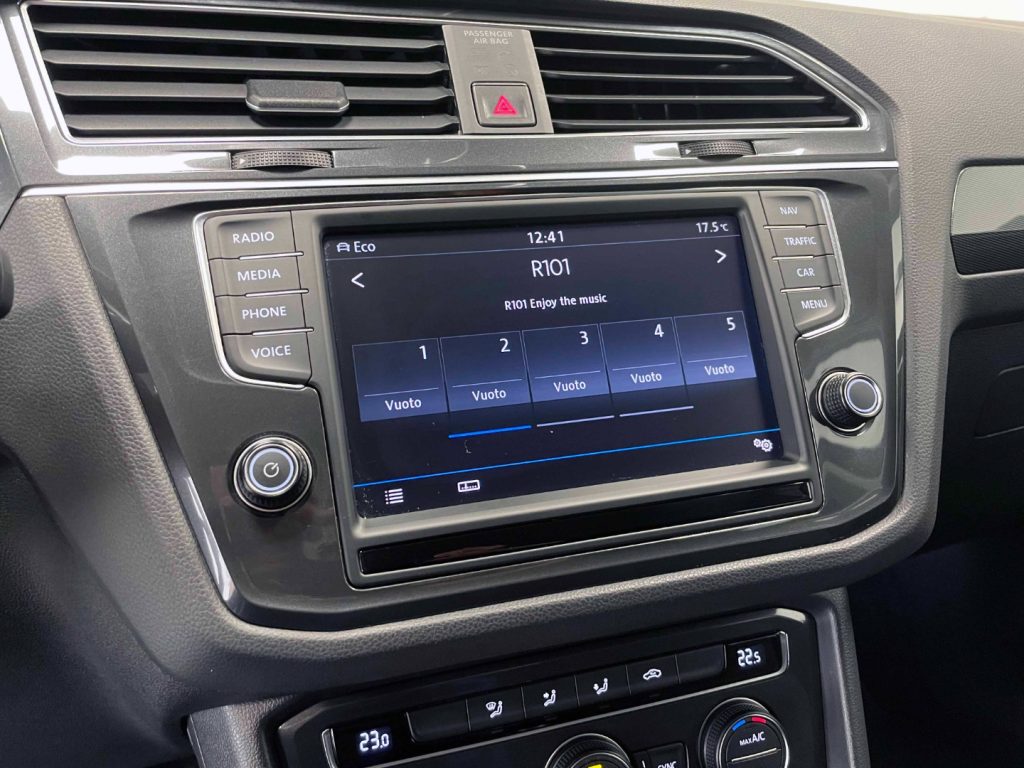 VOLKSWAGEN Tiguan 2.0 TDI EXECUTIVE 4MOTION 190CV DSG - 24